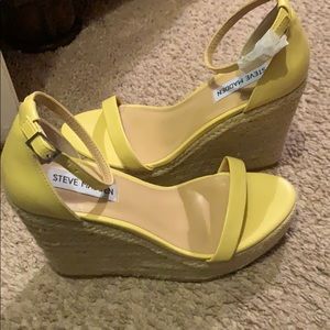 New Steve Madden Yellow Wedges
